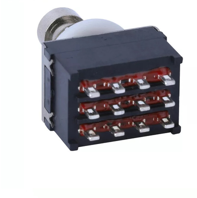 0.8mm Normalde Kapalı Anlık Ayak Pedalı 4PDT 12 Pinli Geçiş